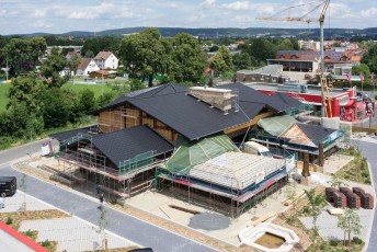 Neubau Dachstuhl  Timberjacks - ein Barbecue-Restaurant  im massiven Blockhaus-Stil