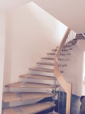 Treppe Holz Edelstahl